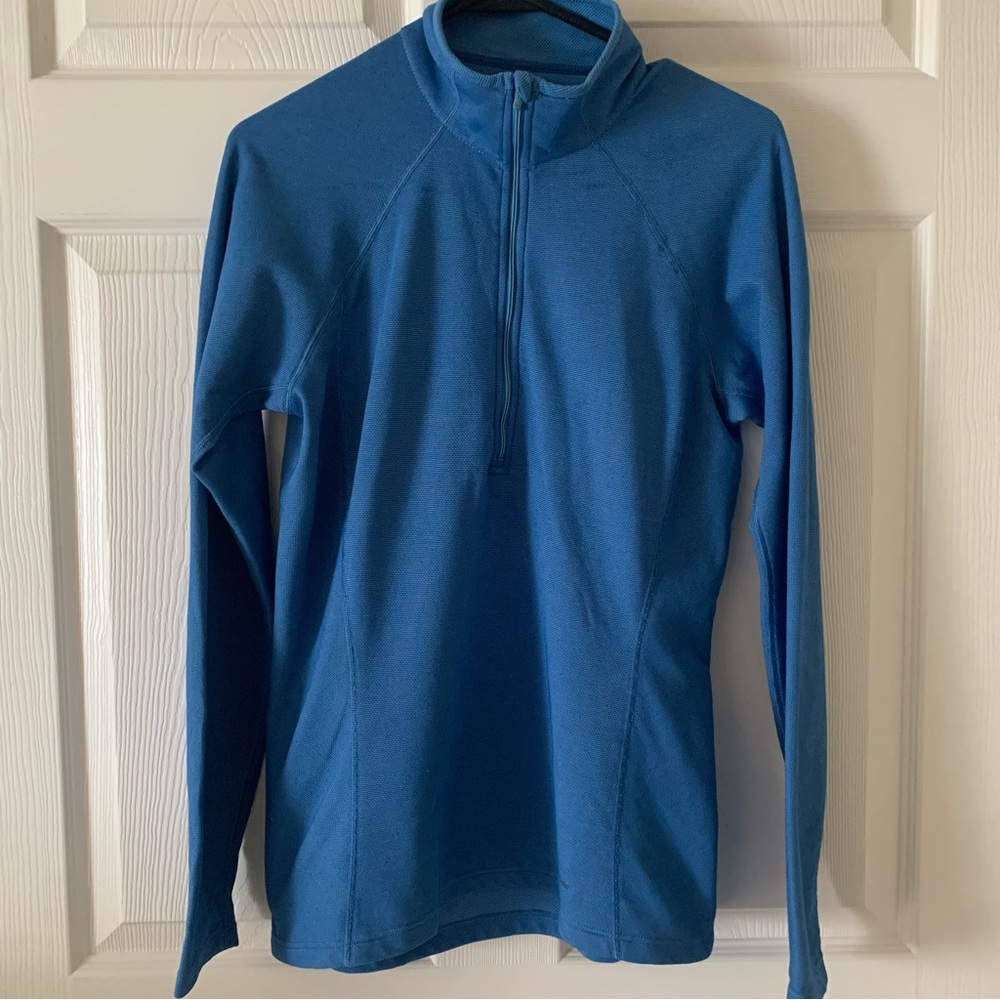 Women’s Patagonia Blue Long Sleeve Pullover